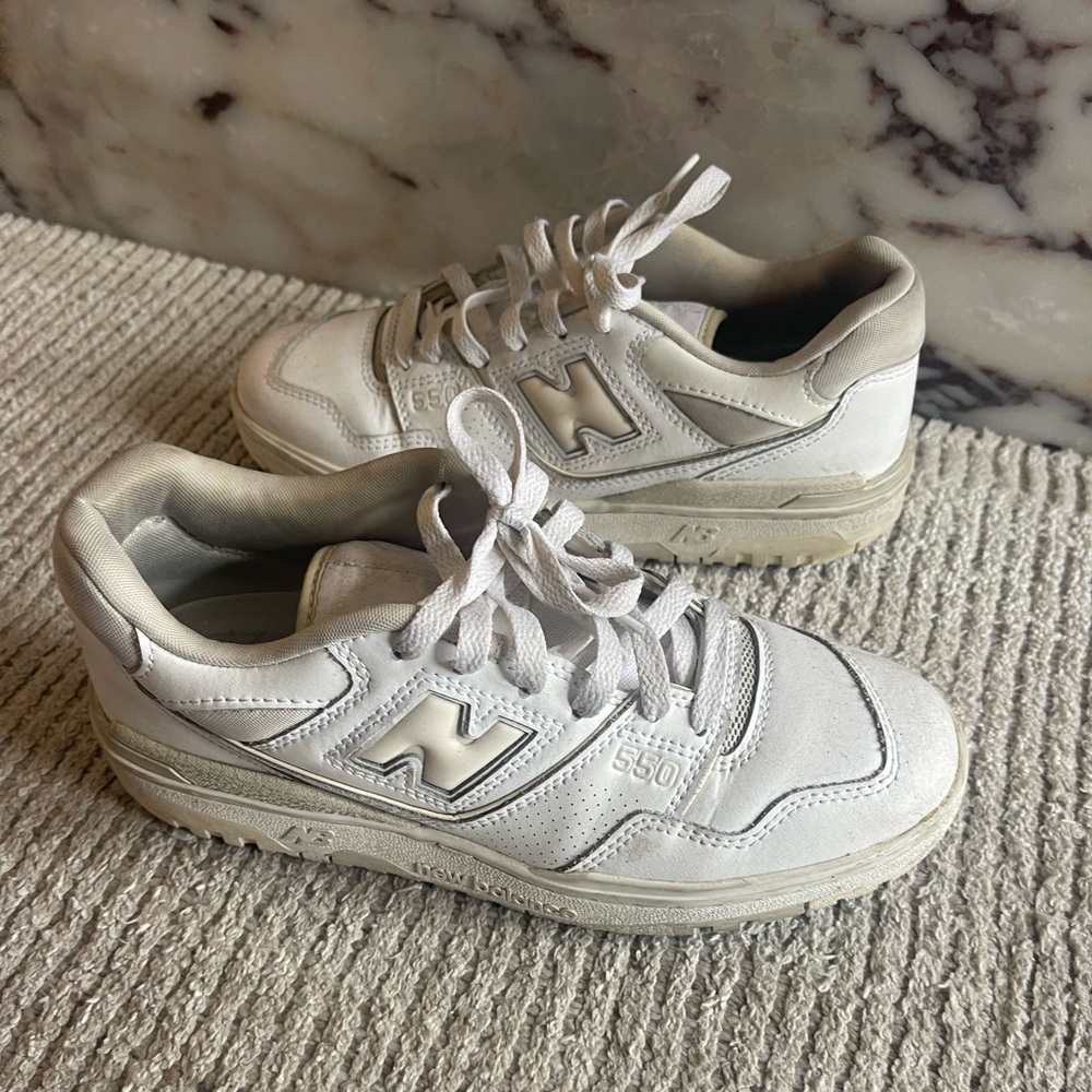 New Balance 550s women’s 8.5